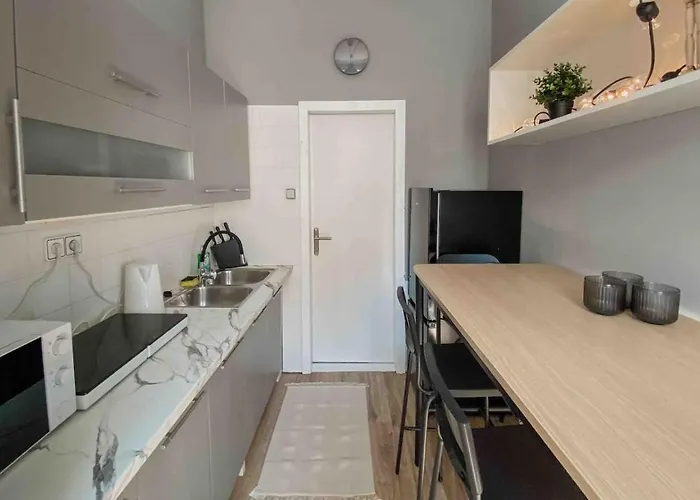 Perfect Near To Hauptbahnhof And Old * Viyana